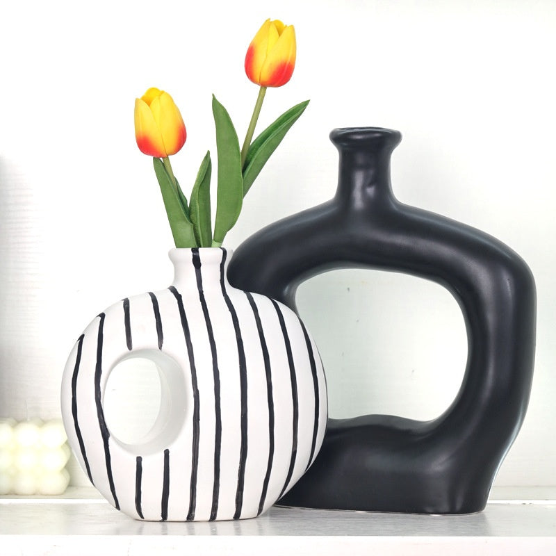 Minimalist Black-and-White Ceramic Vase - Modern Art Home Decor Set