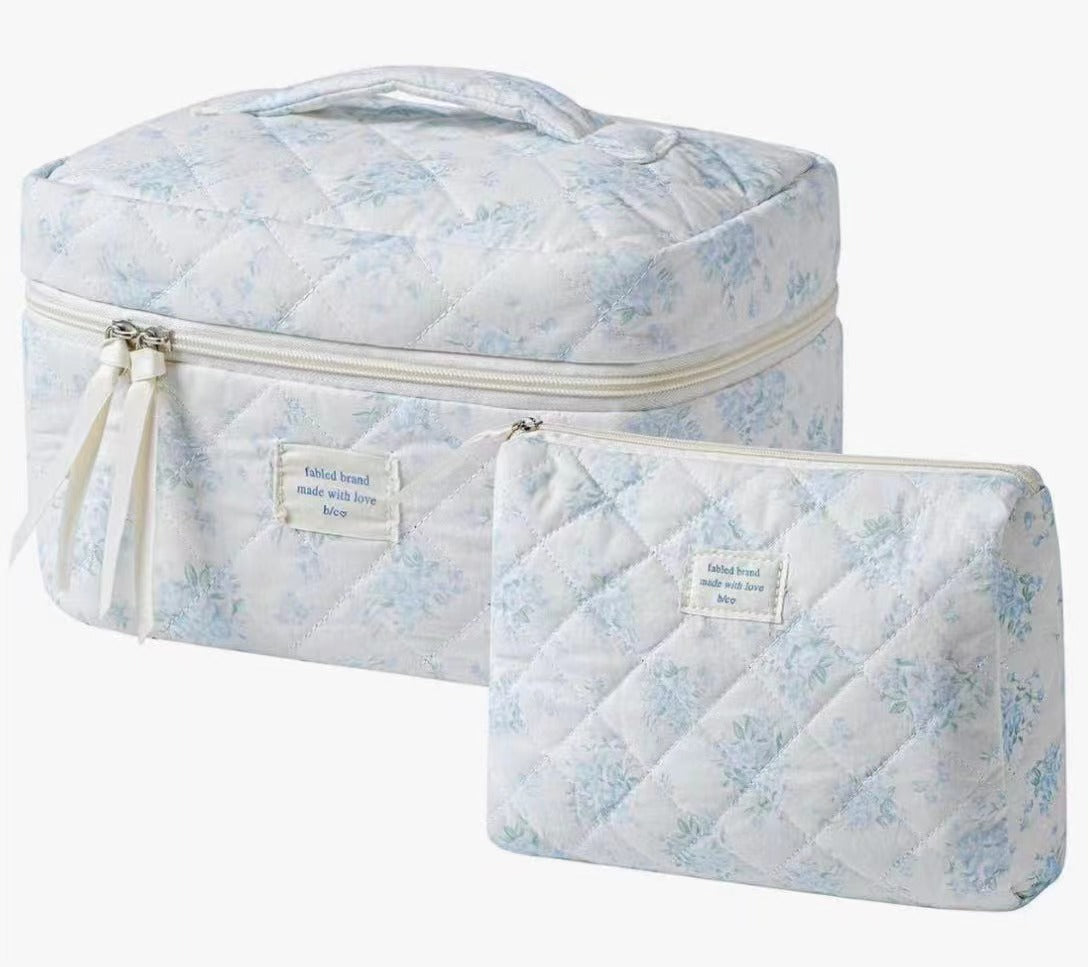 Large Capacity Portable Cosmetic Bag with Floral Design - Travel Makeup Organizer