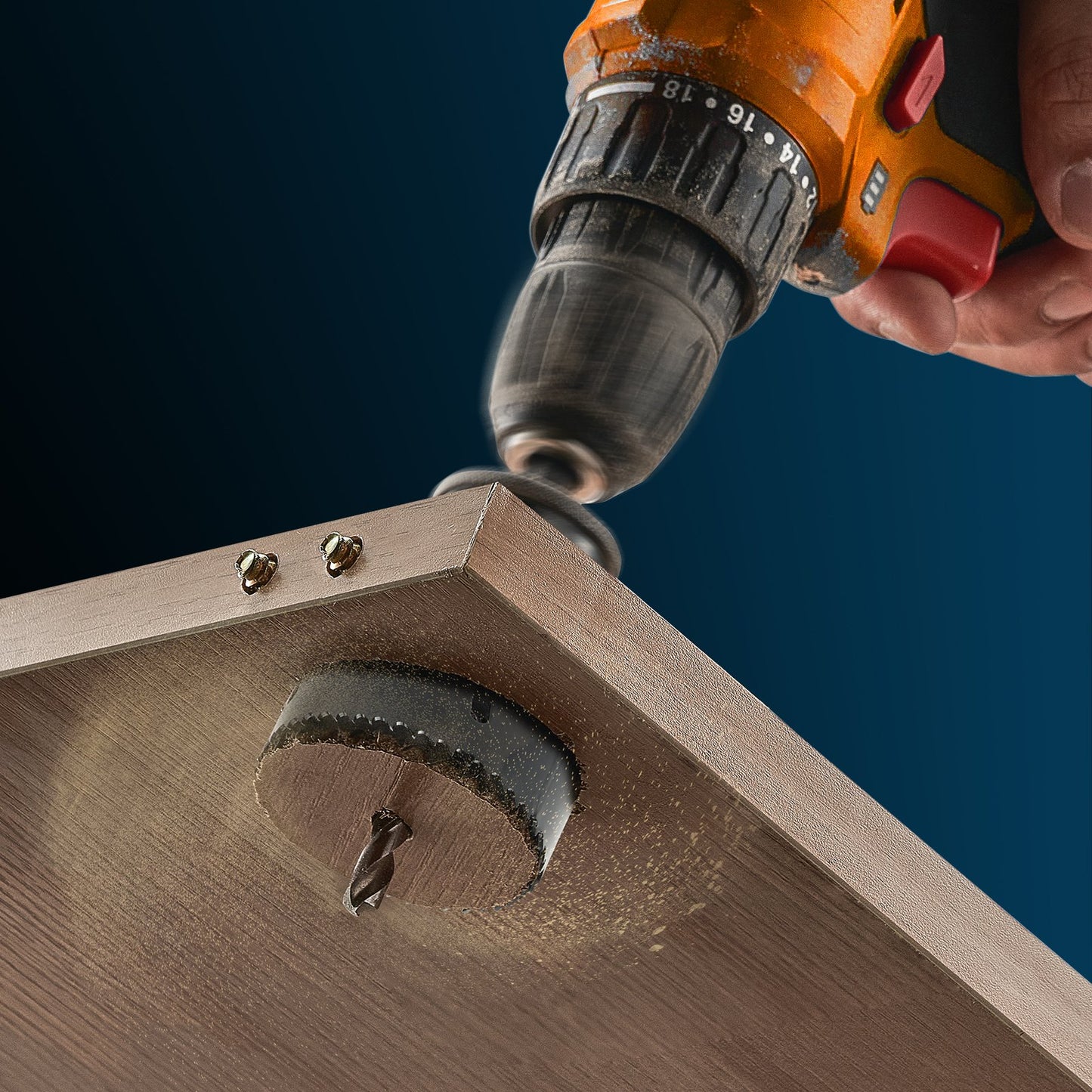 18-Piece Hole Saw Kit with Bi-Metal Blades for Wood, Plastic & Metal - Black