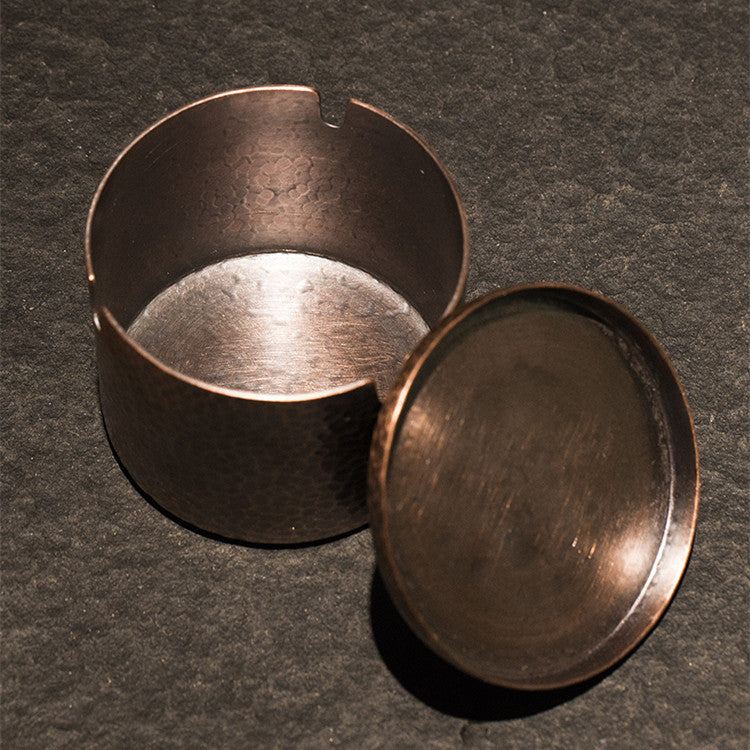 Multifunctional Copper Ashtray with Retro Hammer Pattern for Home & Living Room