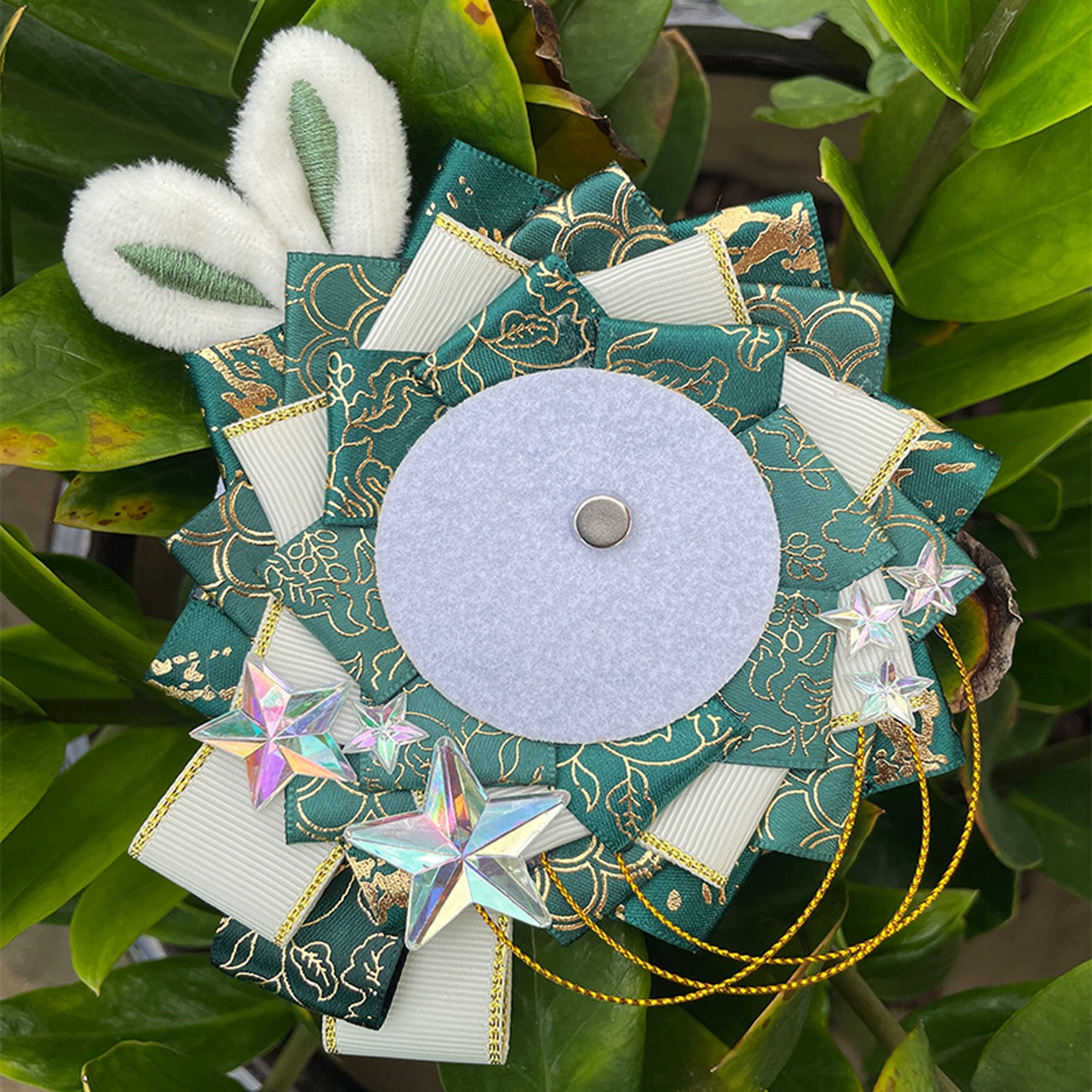 Decorative Badge Pain Bag Accessory - Unisex Wreath & Flower Ornament