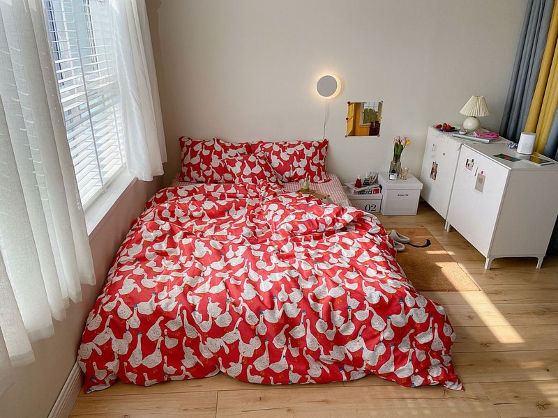 Four Piece Cotton Bed Sheet Bedding Set - Multiple Sizes & Styles