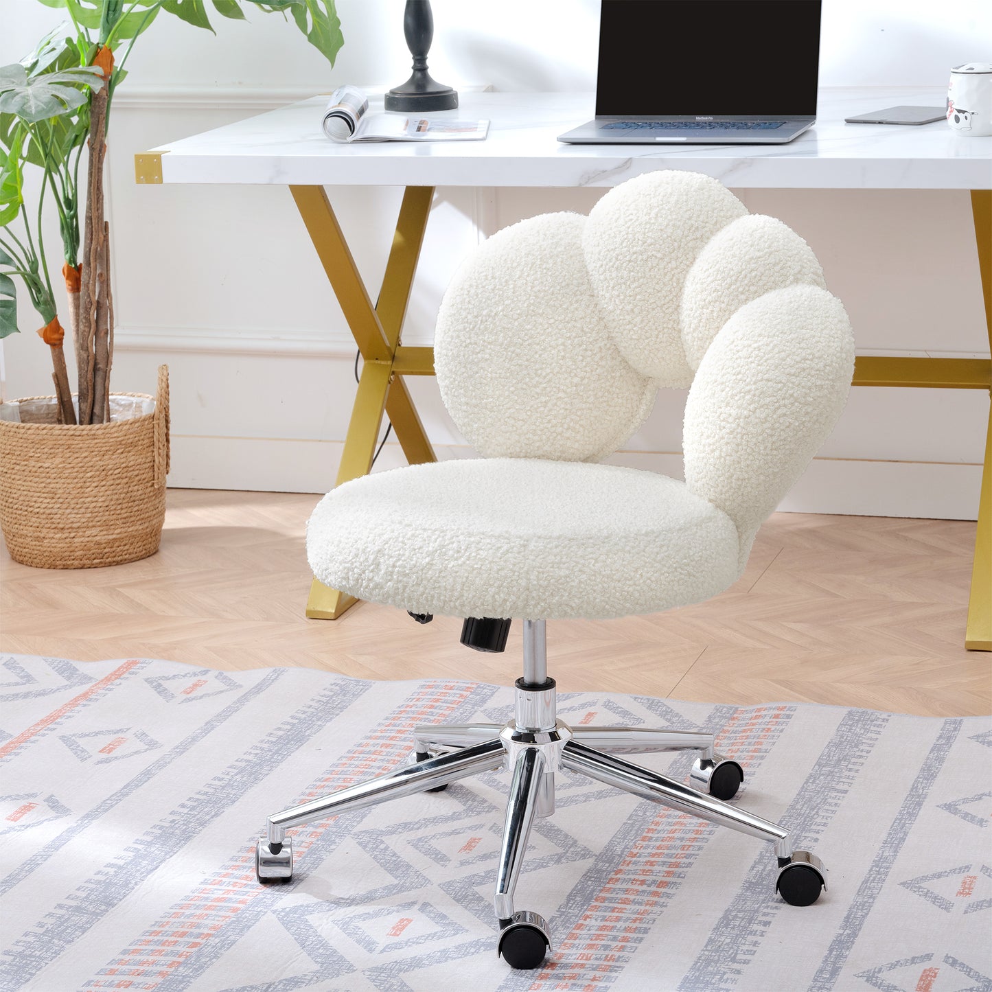 360° Swivel Height Adjustable Office Chair - White Teddy Fabric