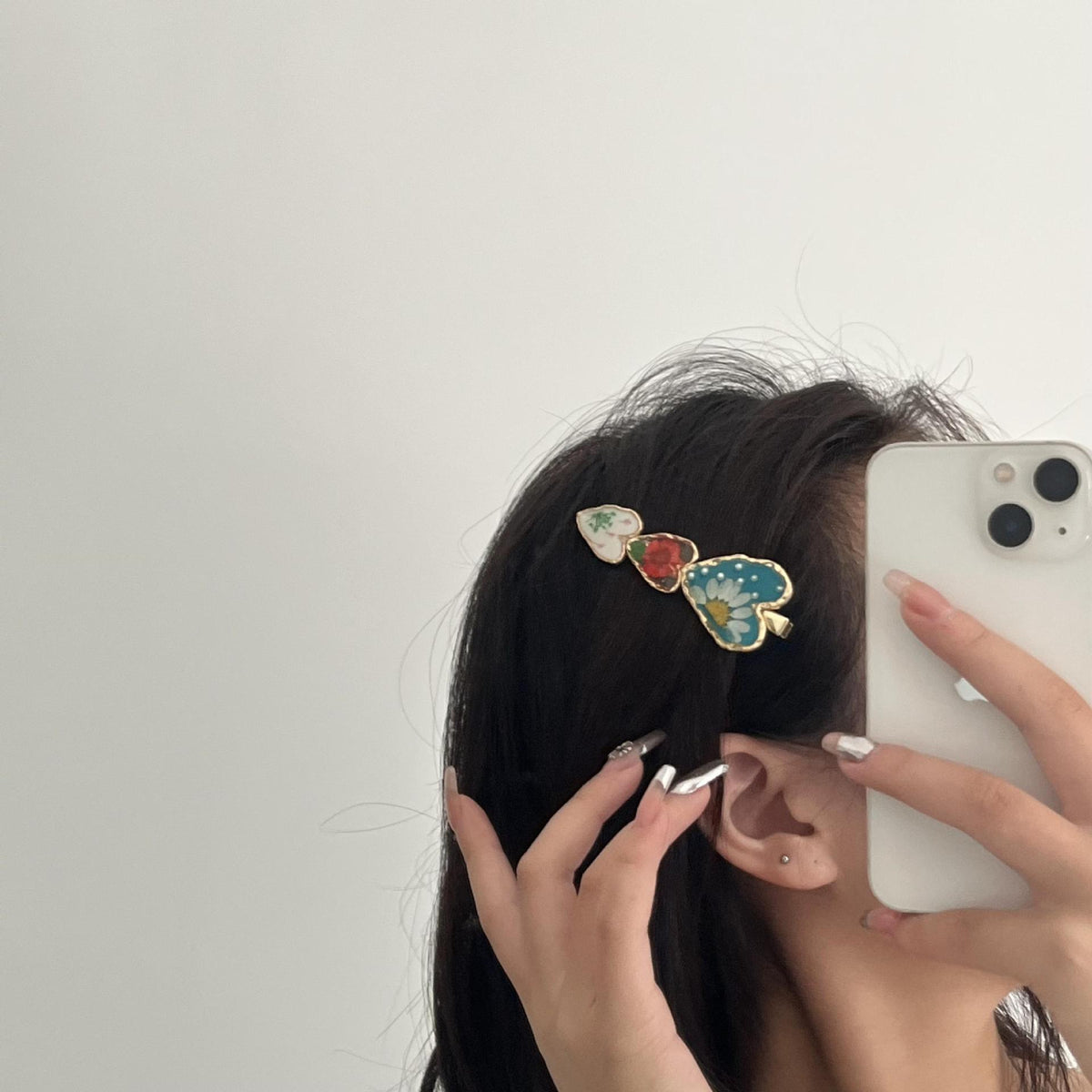 Retro Flower Pearl Hair Clip for Women - Heart-Shaped Hair Accessory