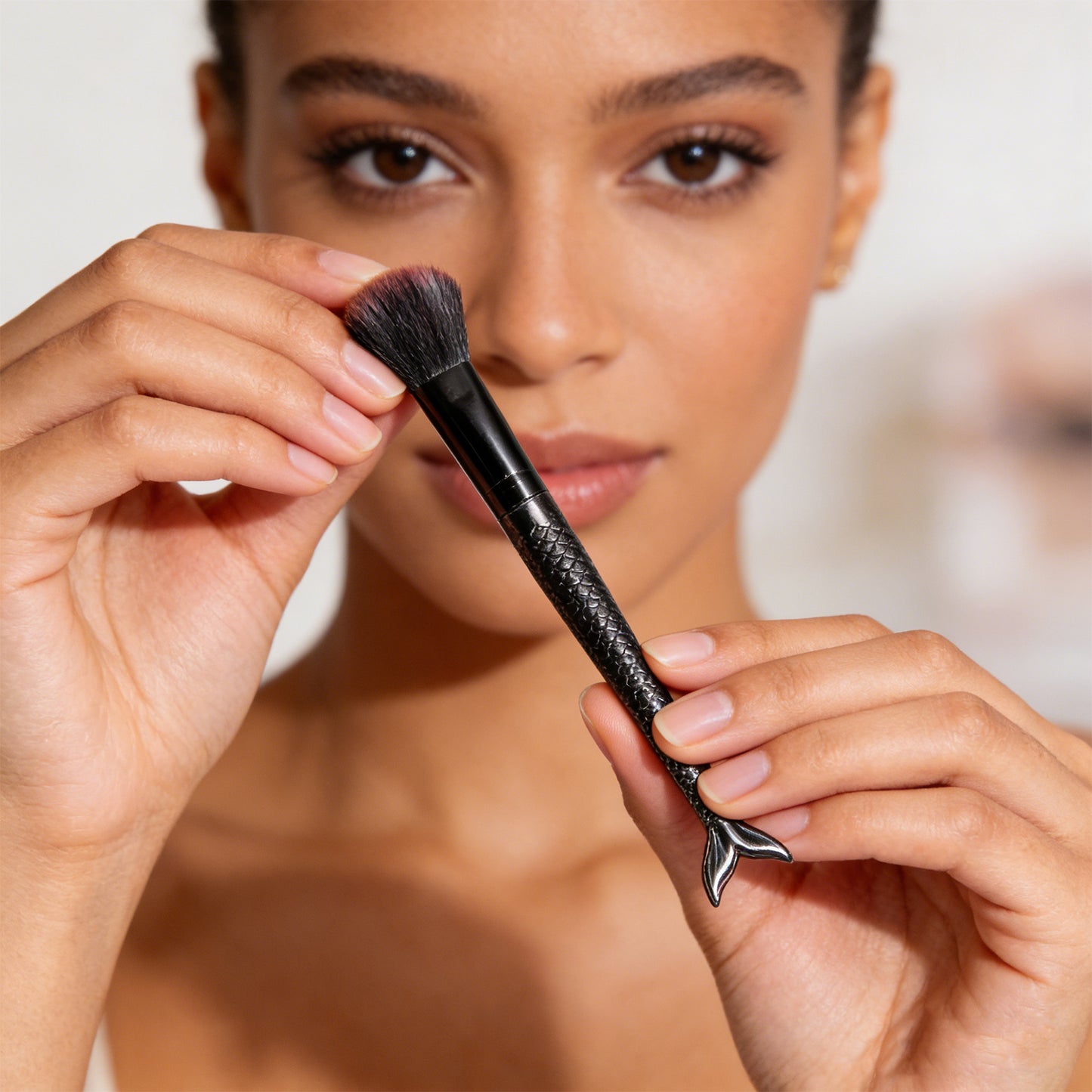 Professional Face Makeup Brush - Soft Bristle Cosmetic Tool