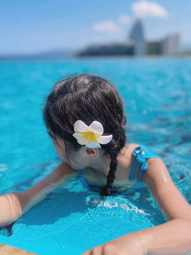 Flower Hairpin Beach-themed Artificial Headpiece