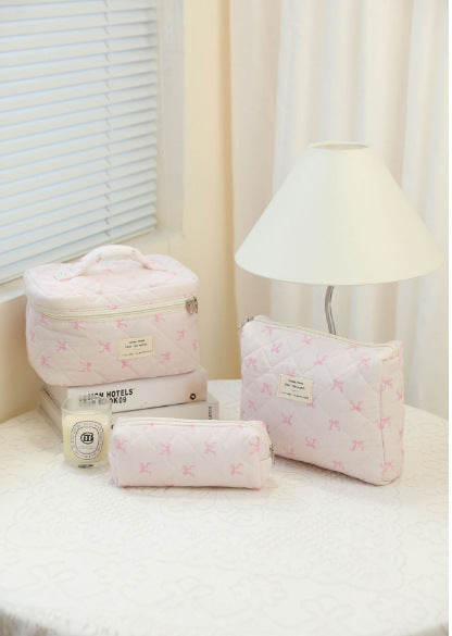 Large Capacity Portable Cosmetic Bag with Floral Design - Travel Makeup Organizer