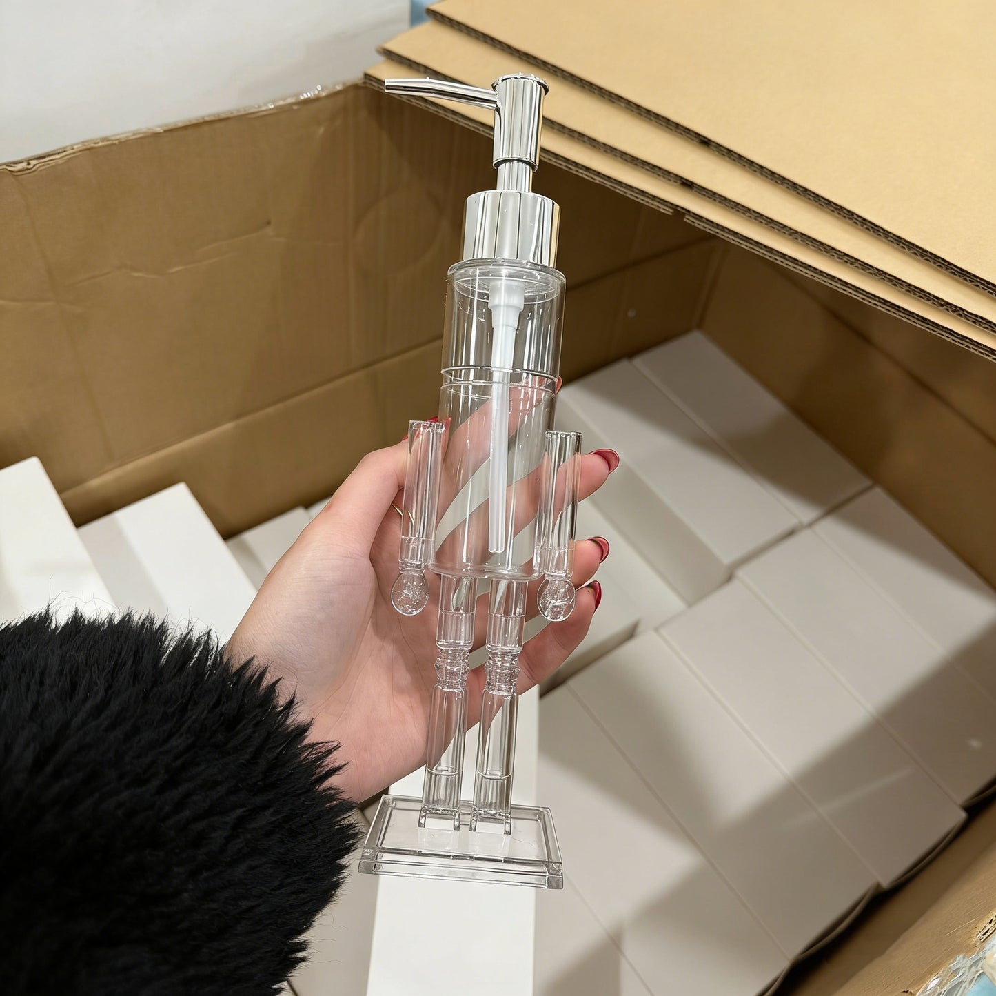 Nutcracker Soap Dispenser Push Type Transparent Bathroom Accessory