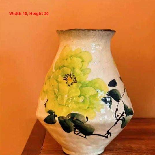 Ceramic Vase Home Decor Ornament - Hand-Painted Chinese Style, 10x20cm