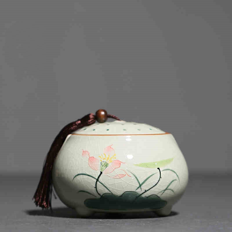 Hand-Painted Lotus Ceramic Tea Caddy with Underglaze Color - Household Storage Jar