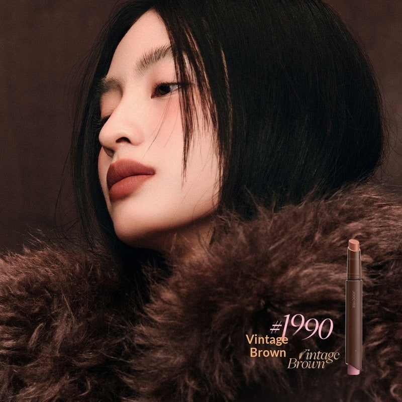 Matte Lip Liner Set in Vintage Nude & Brown Shades - Long-Lasting & Easy to Apply