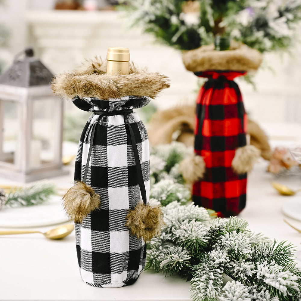 Christmas Wine Bottle Cover – Mechanical Sewing Craft with Variants
