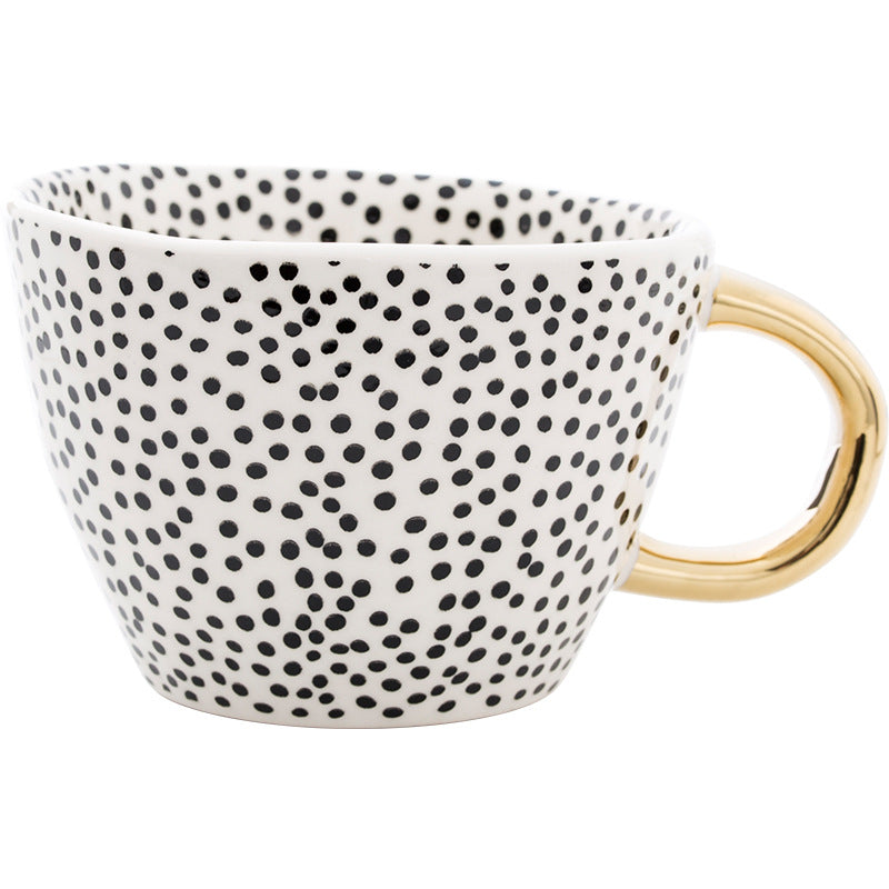 Large Capacity Ceramic Mug for Coffee Tea Water - Hand-Painted Irregular Design