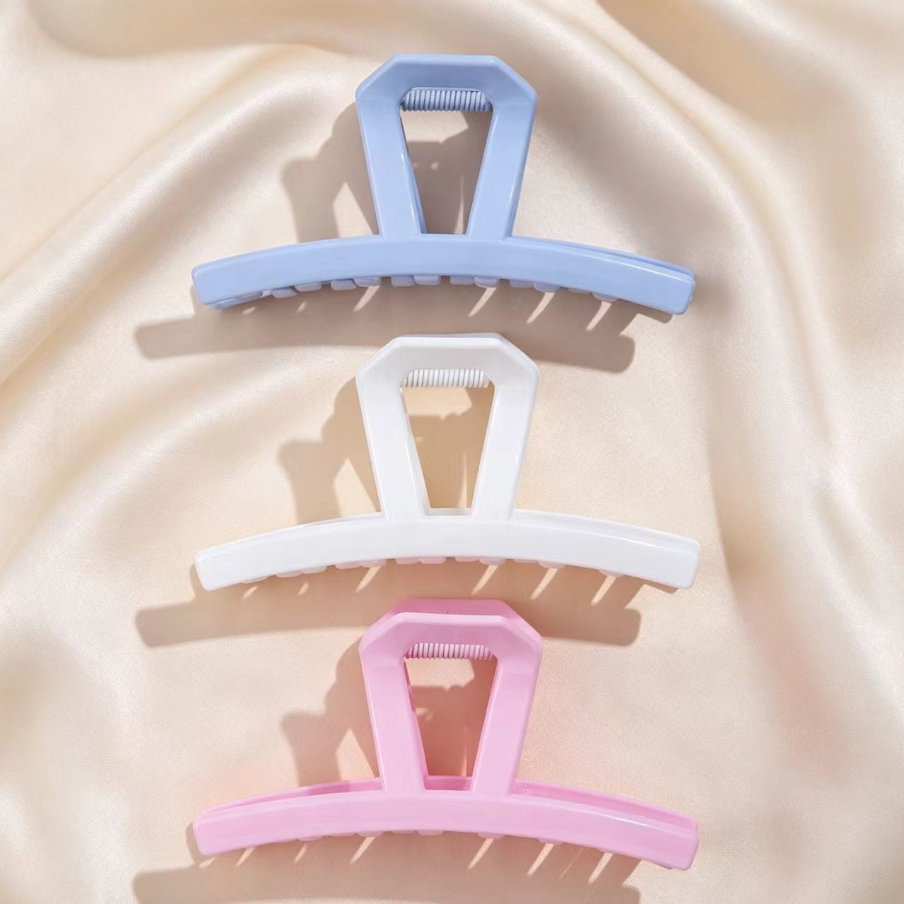 Elegant Shark Design Half-Up Hair Clip - Multiple Colors