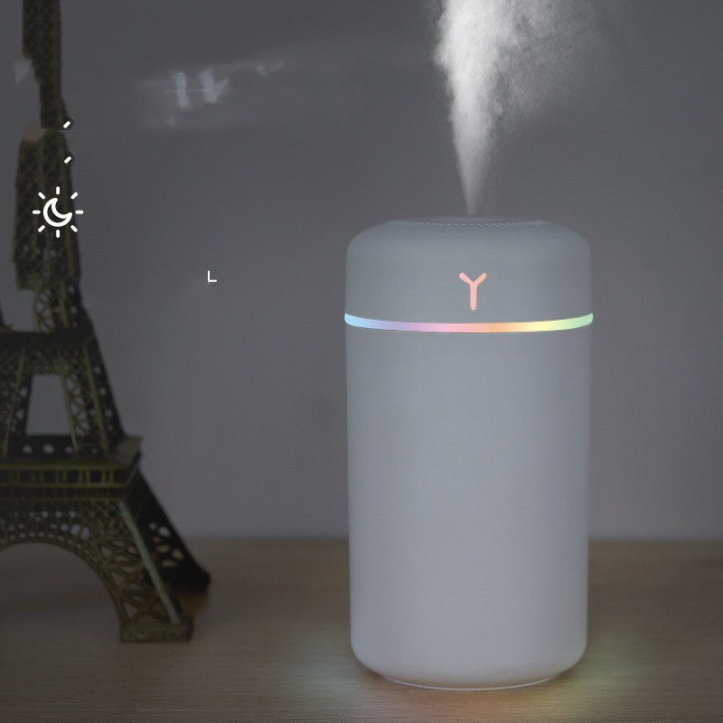 Portable Rechargeable Aromatherapy Car Humidifier - Silent Multi-Color Compact