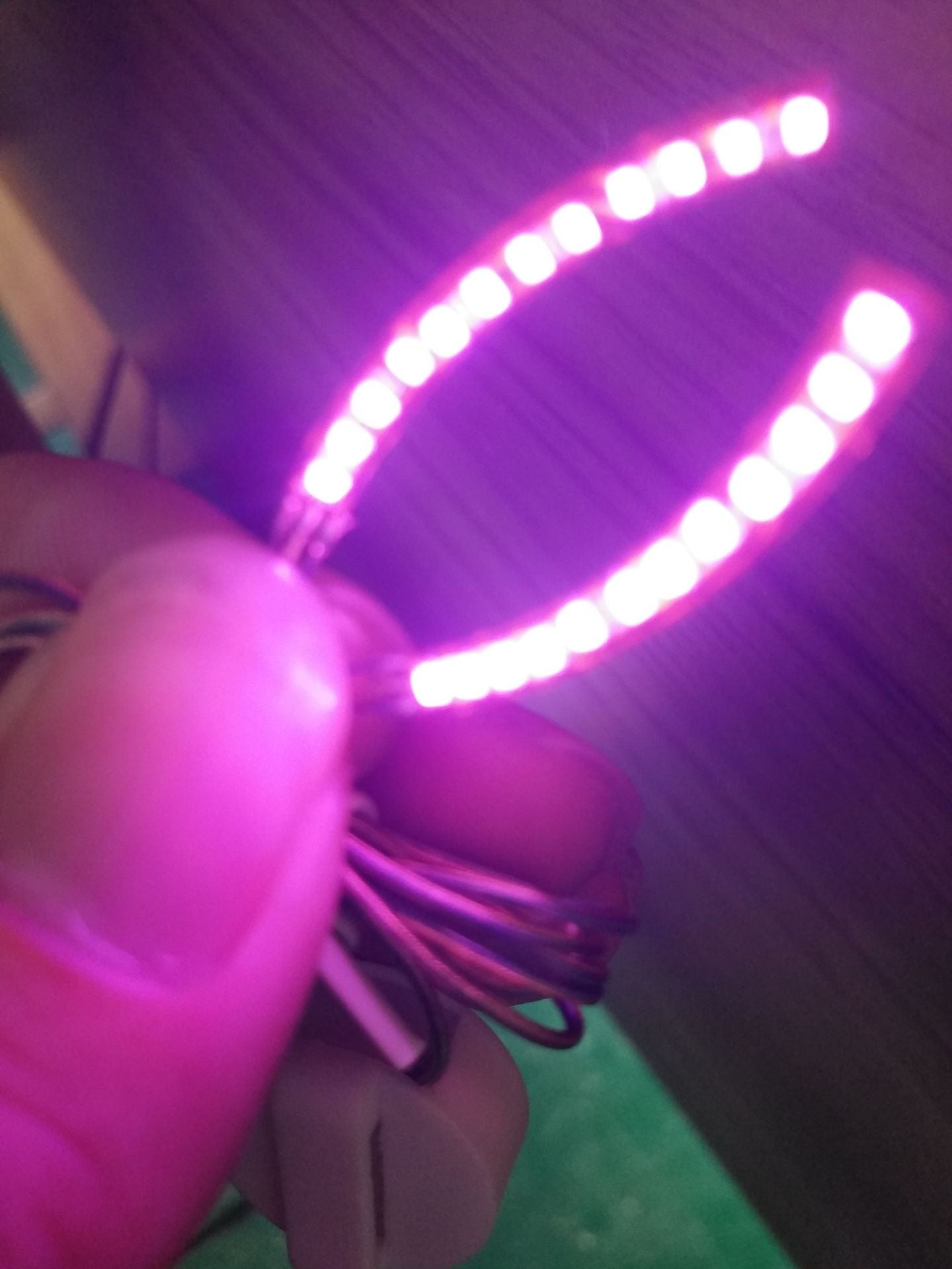 Halloween LED Glowing Eyelash Stickers - Party & Costume Light Accessories
