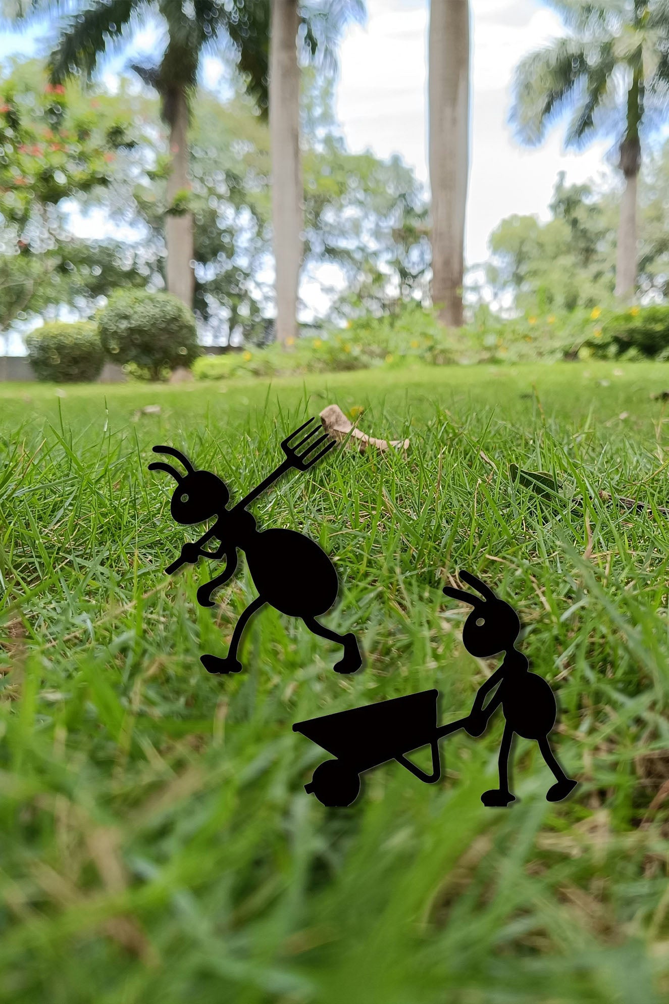 Iron Ant Garden Stake Outdoor Yard Art for Lawn Patio Backyard Decor