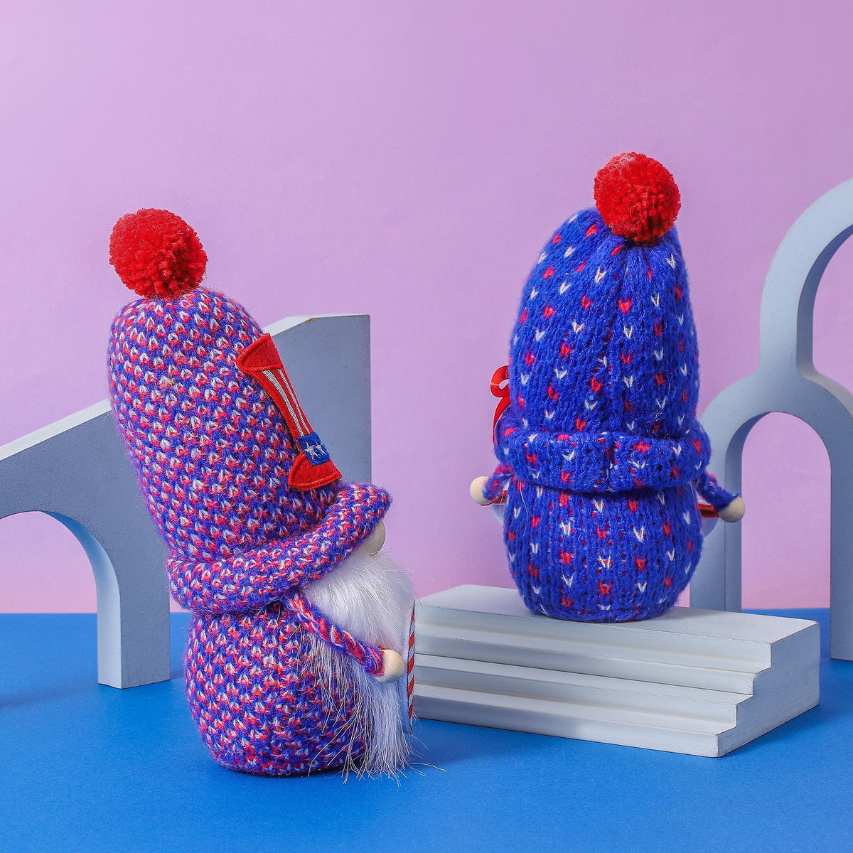 Festive Knitted Hat Doll Ornament for Independence Day Decor - Faceless Rudolf Doll