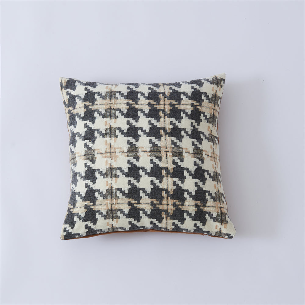 Black and White Checkerboard Pillowcase - Soft, Washable Home Textile