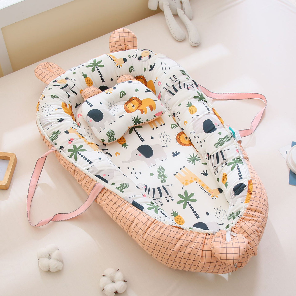 Portable Baby Crib Carry Bag - Foldable Travel Storage for Nursery