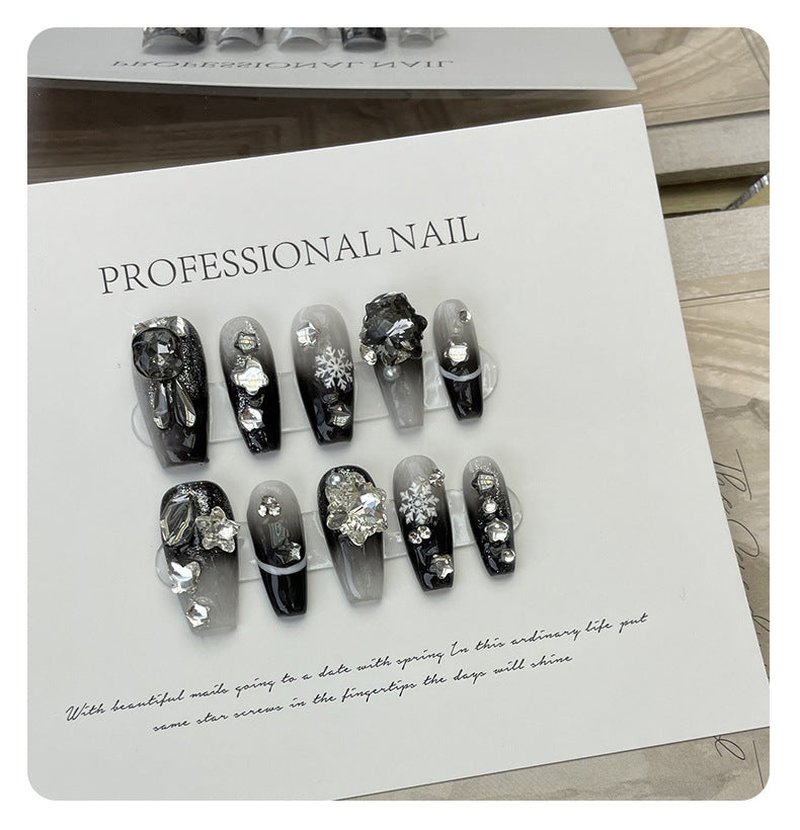 Fake Nail Patches - Multiple Sizes