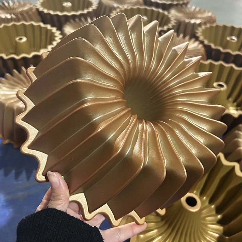 Cast Aluminum Hollow Cake Mold for Baking - Multi-Color Variants