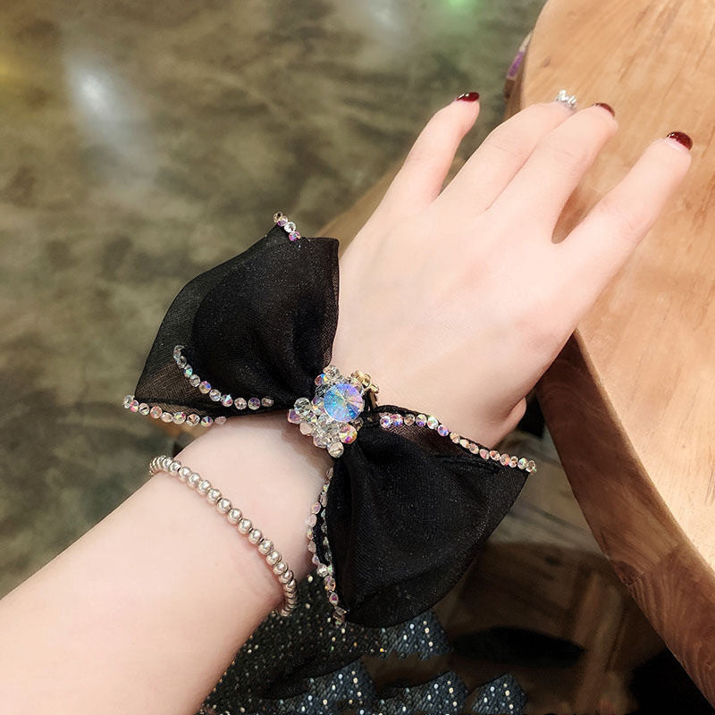 Bow Tie Diamond Hair Ring - Amethyst Crystal