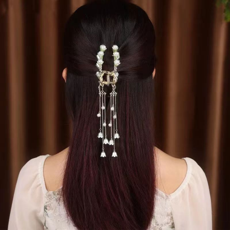Pearl-Like Copper Alloy Hair Clip for Summer - Pinkish Grey
