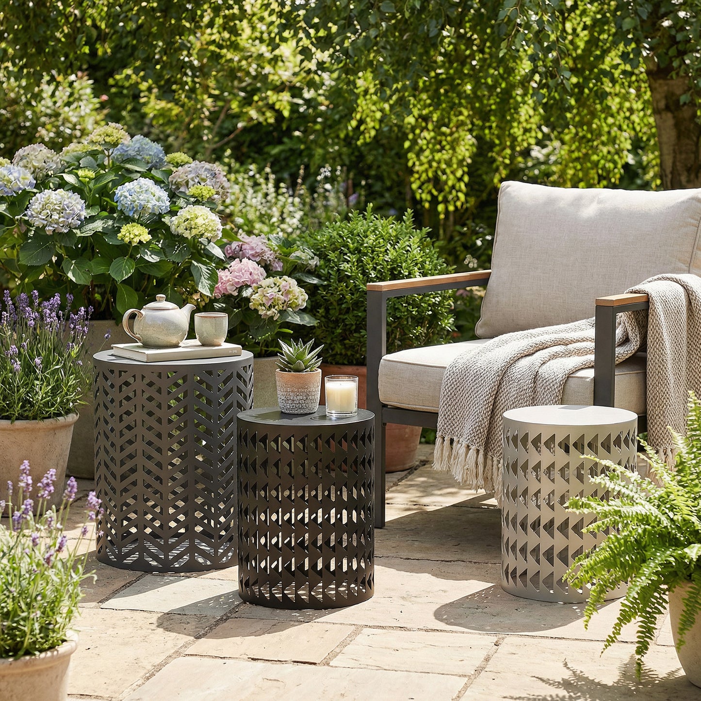 Nesting Round Metal End Tables Set of 3 - Black & Gray