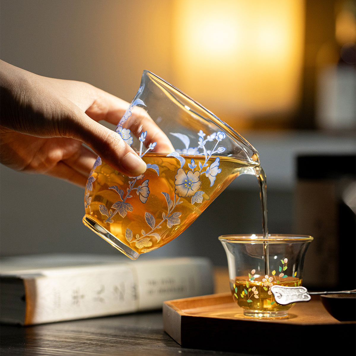 Chinese-Style Thickened Heat-Resistant Tea Divider for Home Use