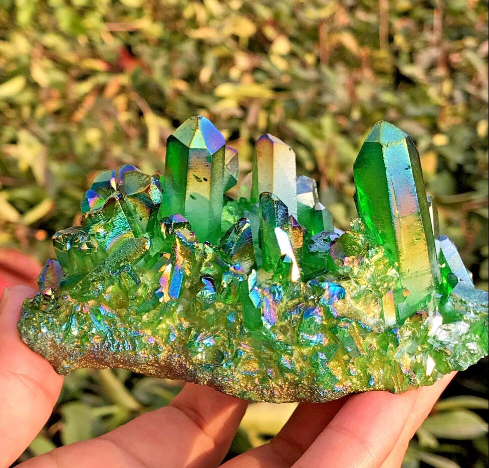Crystal Poly Prism Stone Ornament for Home & Garden Decor - Green, 200-260g