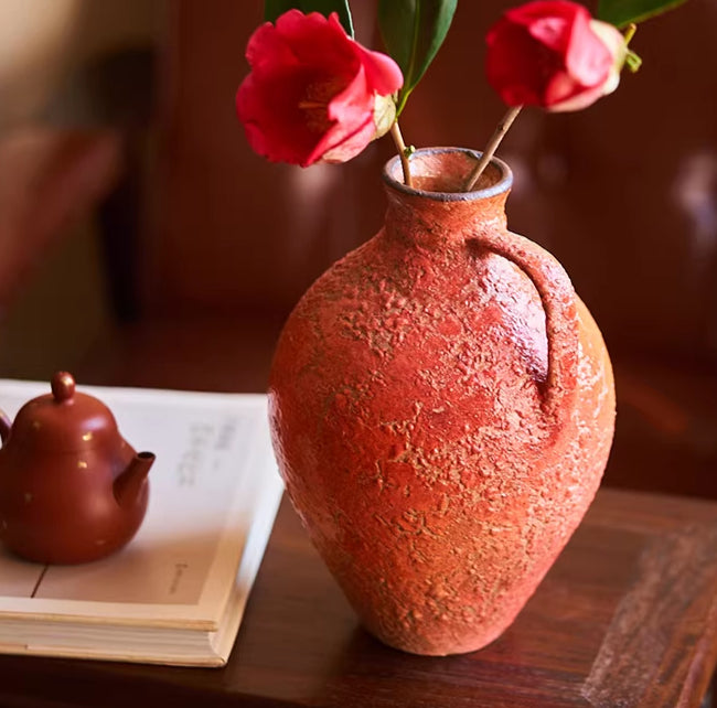 Chinese Style Handmade Ceramic Vase with Glazed Finish - Pomegranate Red