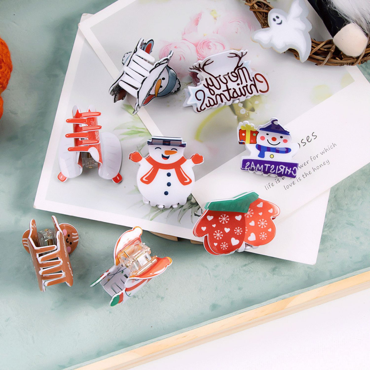 Christmas-Themed Hair Clips Snowman Cookie Hair Accessories for Women