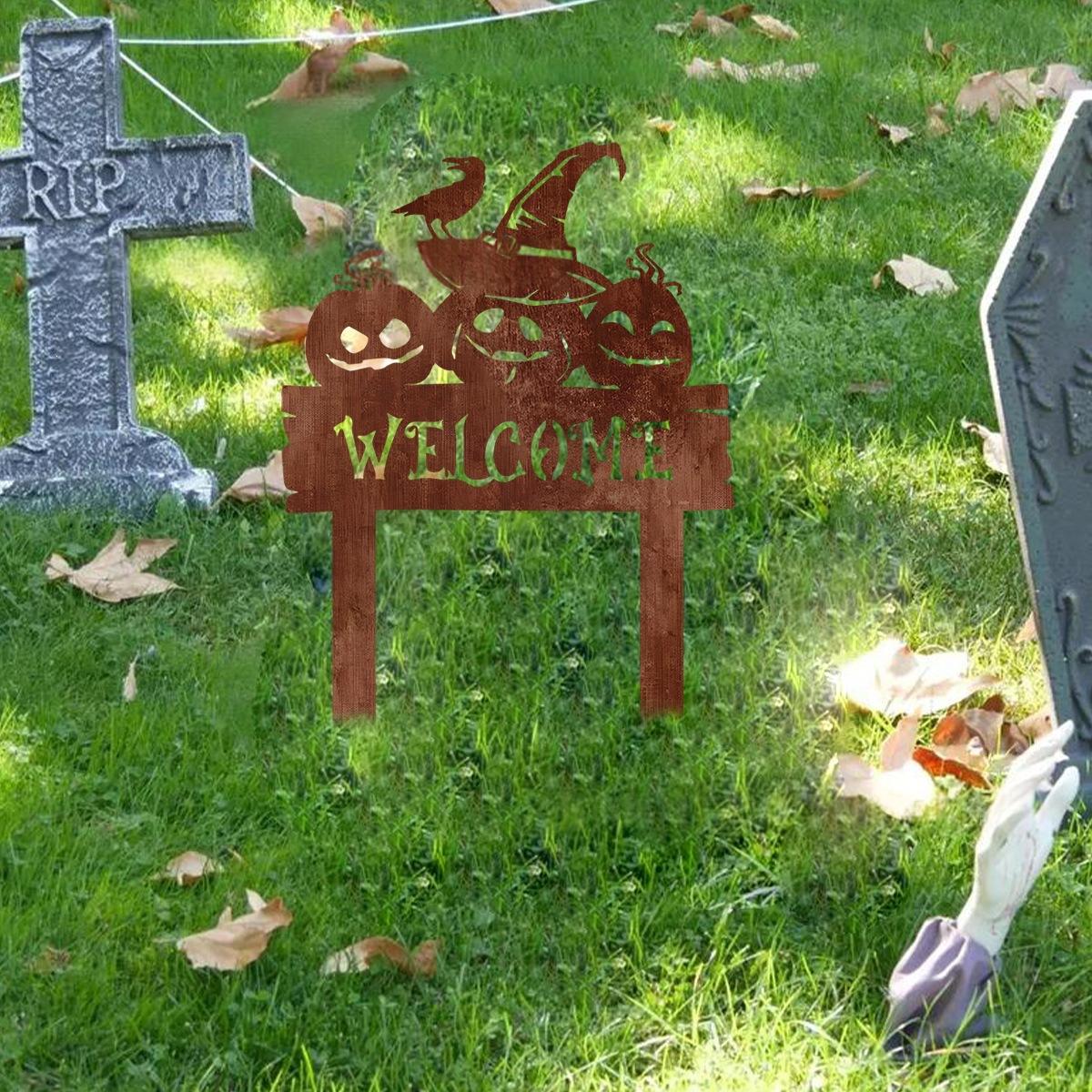 Rusted Metal Pumpkin Yard Sign with Ground Stake for Halloween Decor