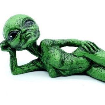 Resin Alien Statue Ornament Decoration for Home & Garden