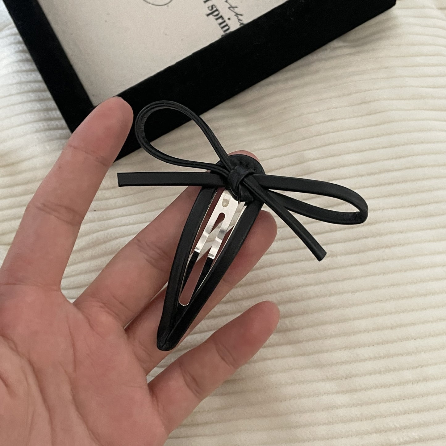 Cropped Bow Hair Clips Set for Women - Fashion Hair Accessories