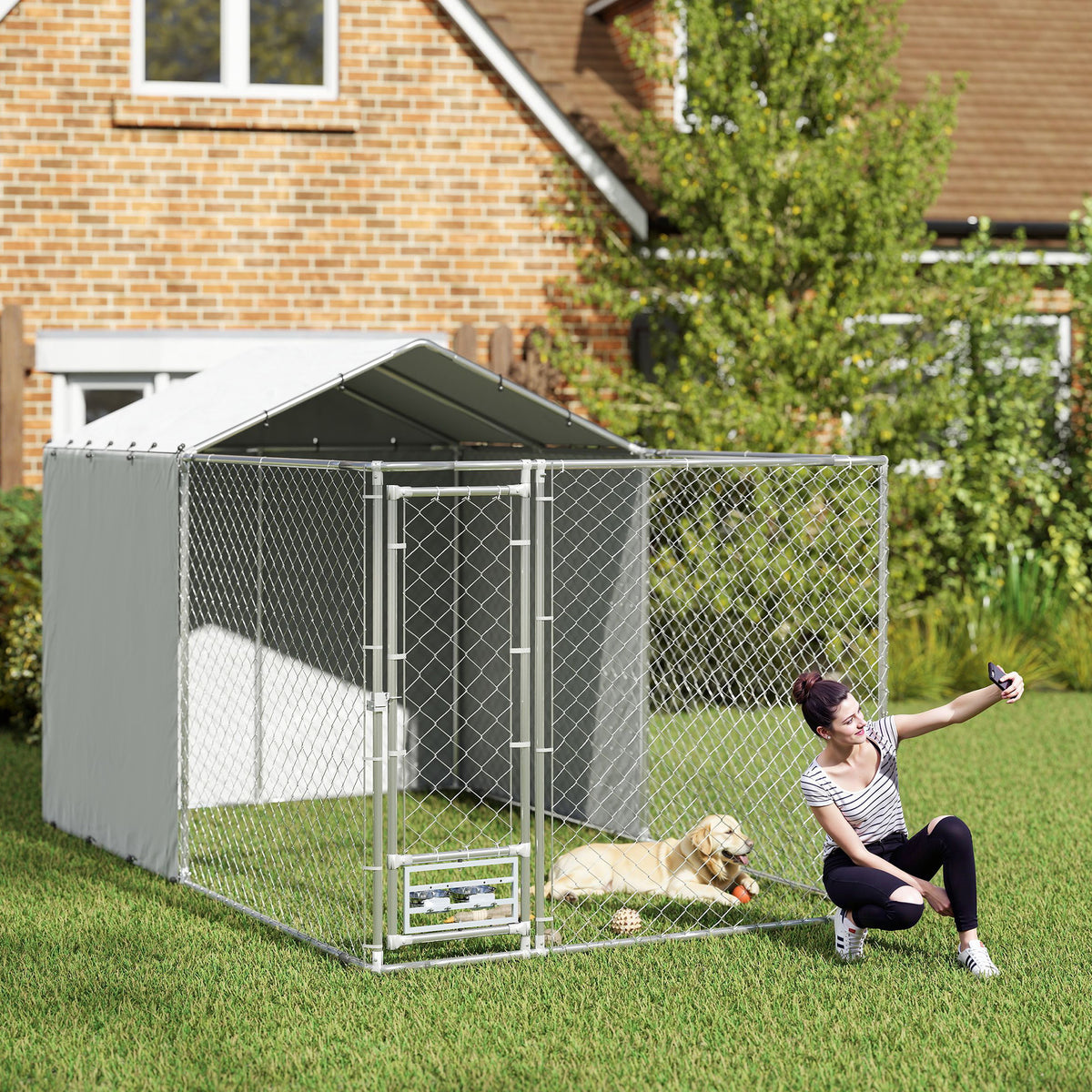 Large Outdoor Dog Kennel with Galvanized Chain Link & Waterproof Cover - Suitable for Medium to Large Dogs