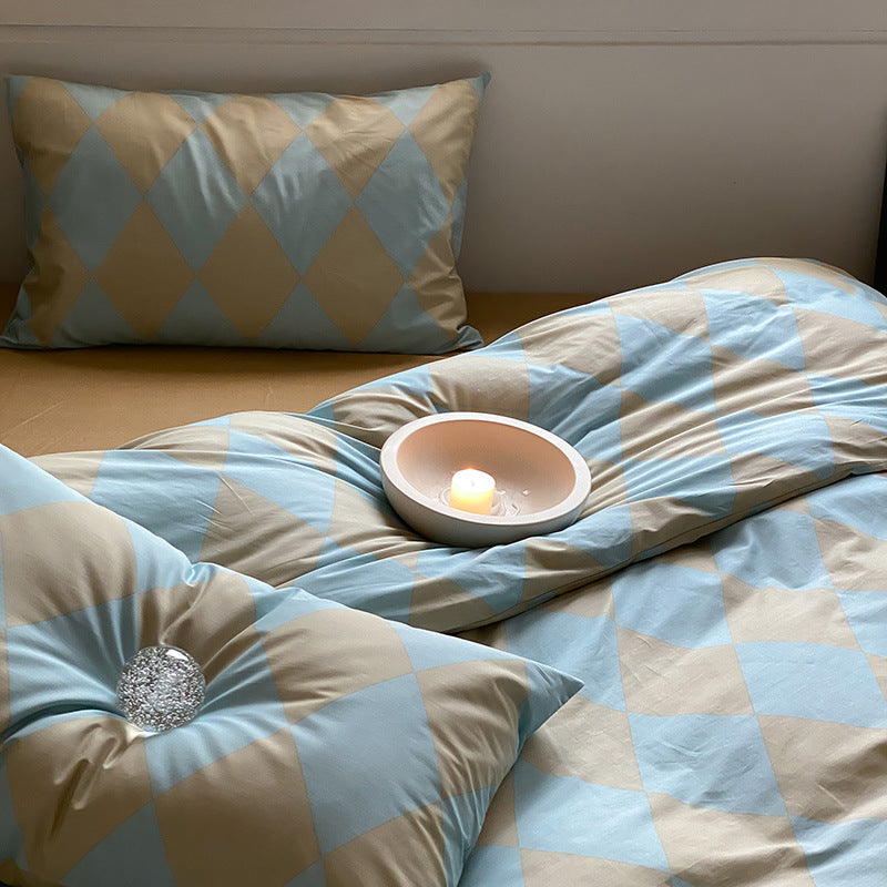 Four-Piece Quilt Cover Set Bed Sheets Bedding - Multiple Styles & Sizes