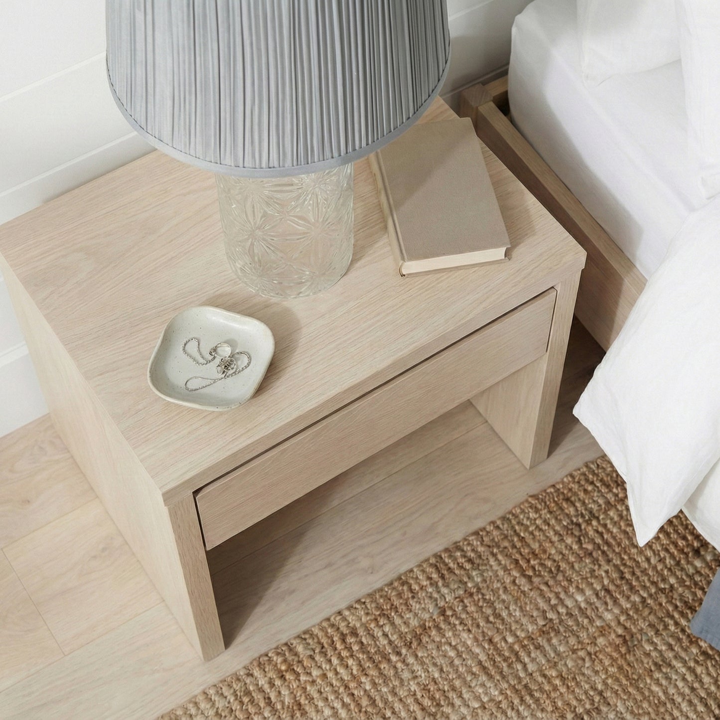 High Quality Hotel European Modern Bed Side Nightstand Decorative Led