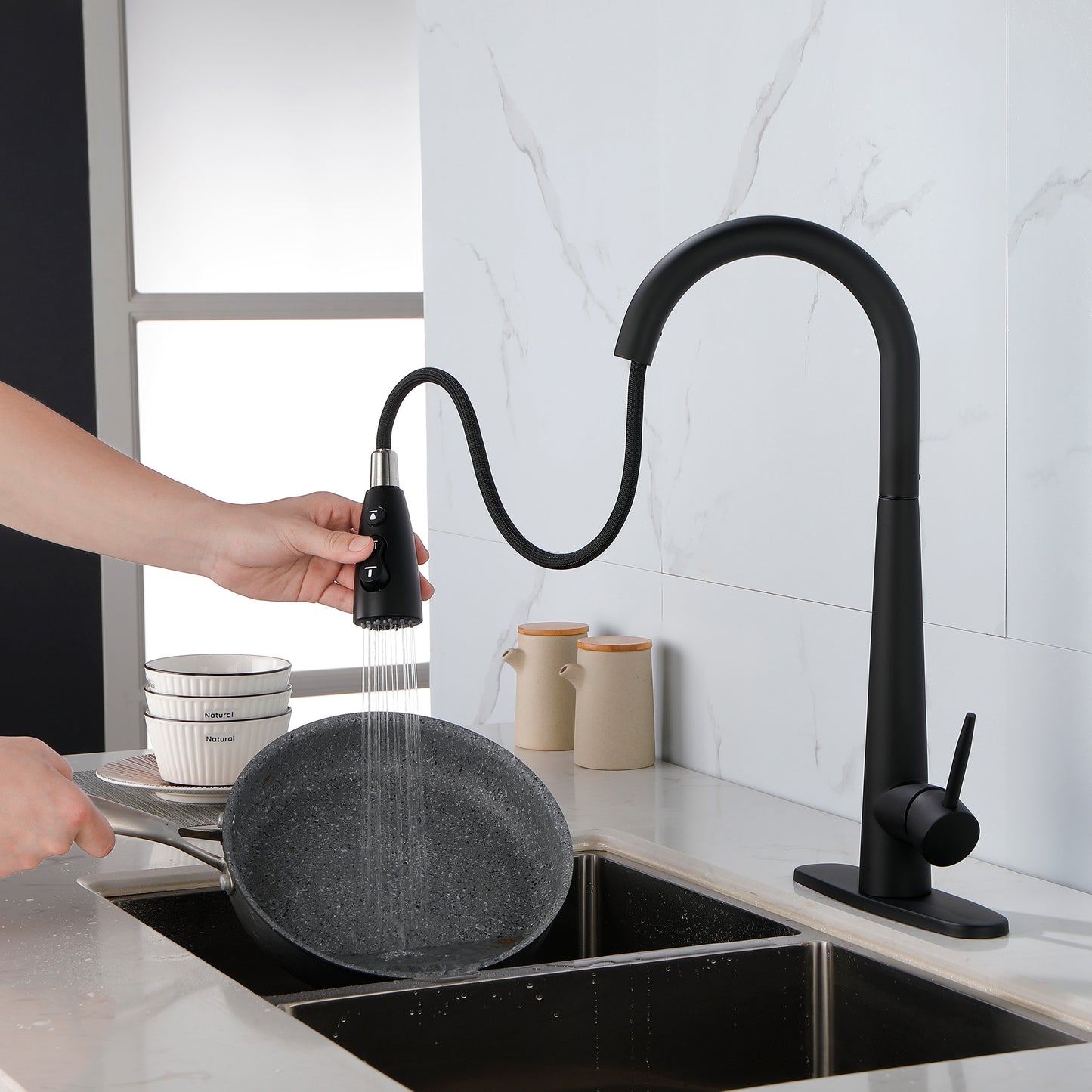 Pull-Down Kitchen Faucet with Eco-Friendly Design - Black