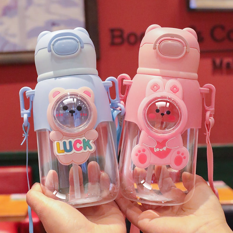 Children's Plastic Summer Water Cup with Straw 660ML - Kid-Friendly Drinkware