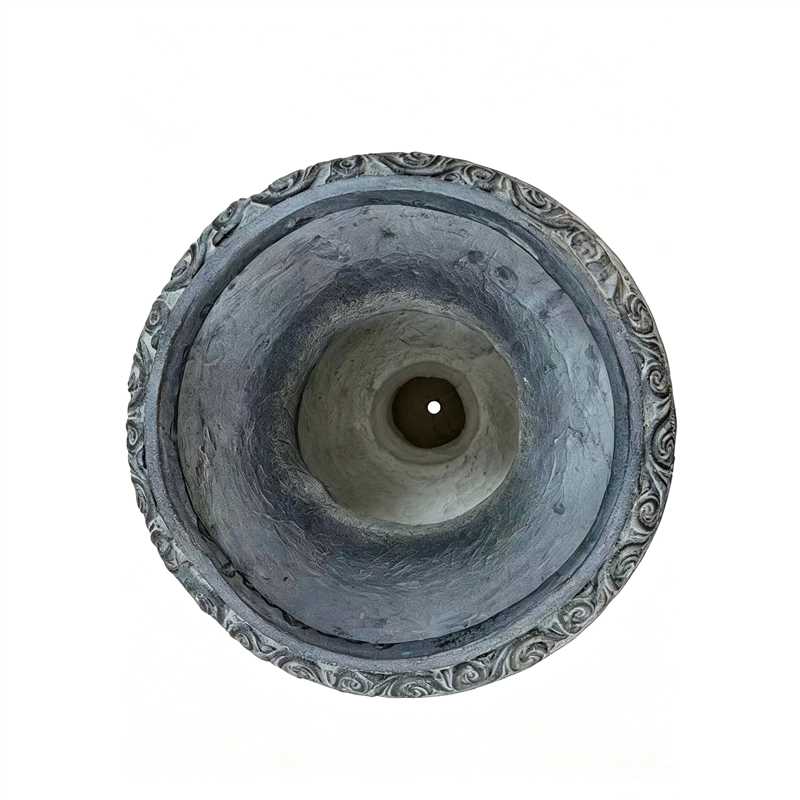 Antique Black Garden Planter - Magnesium Oxide, 26.38" x 16.53"