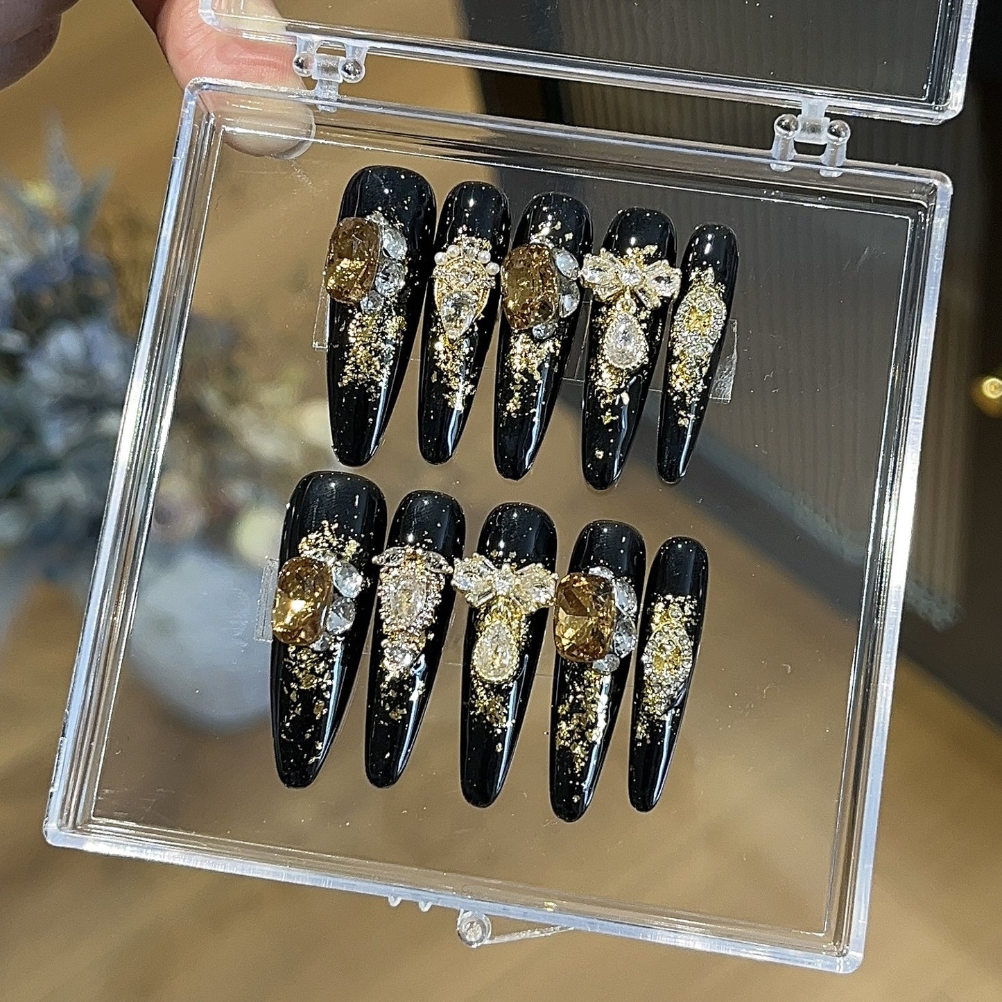 Women's Nail Art Kit with Handmade Design Armor - Multiple Sizes & Styles