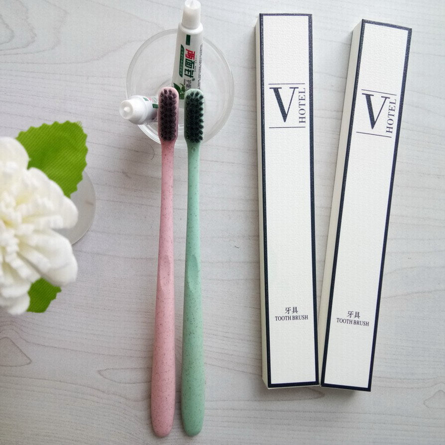 Disposable Wheat Straw Toothbrush Set with Toiletry Accessories