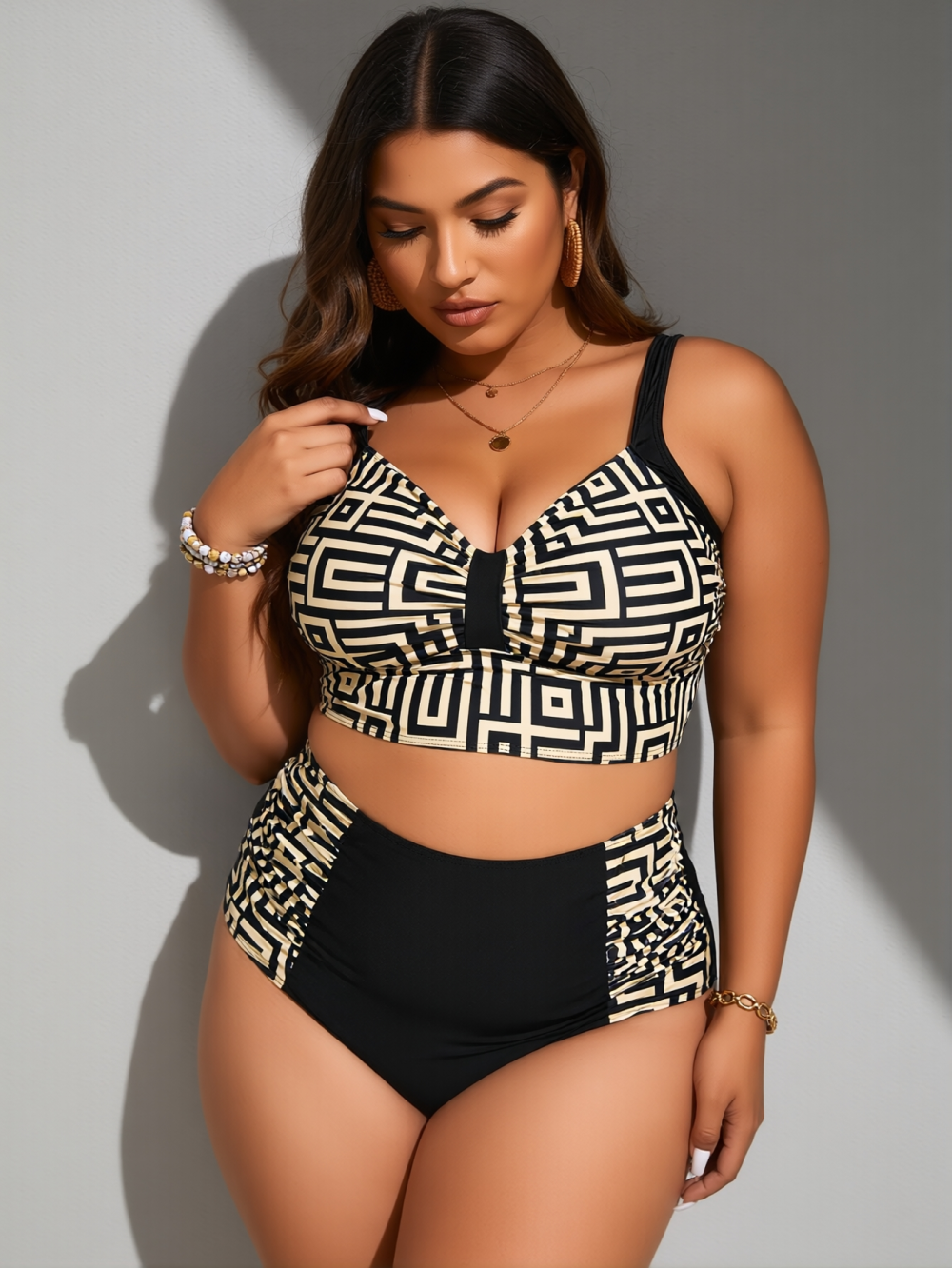 Casual Women's 2-Piece Swimsuit Set - Multiple Sizes
