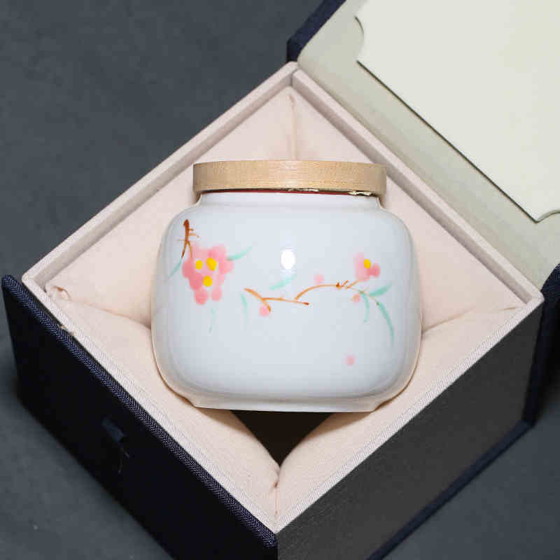 Hand Painted Peach Blossom Tea Jar Chinese Style Ceramic Storage Bottle