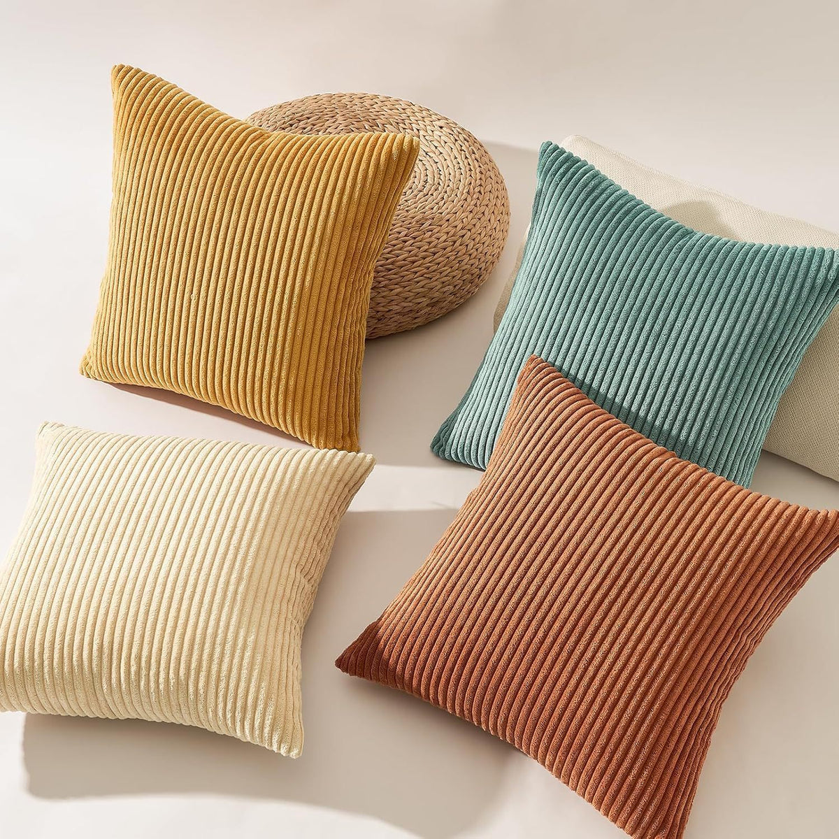 Double-Sided Modern Cushion Cover Set 45x45cm - Soft & Comfortable