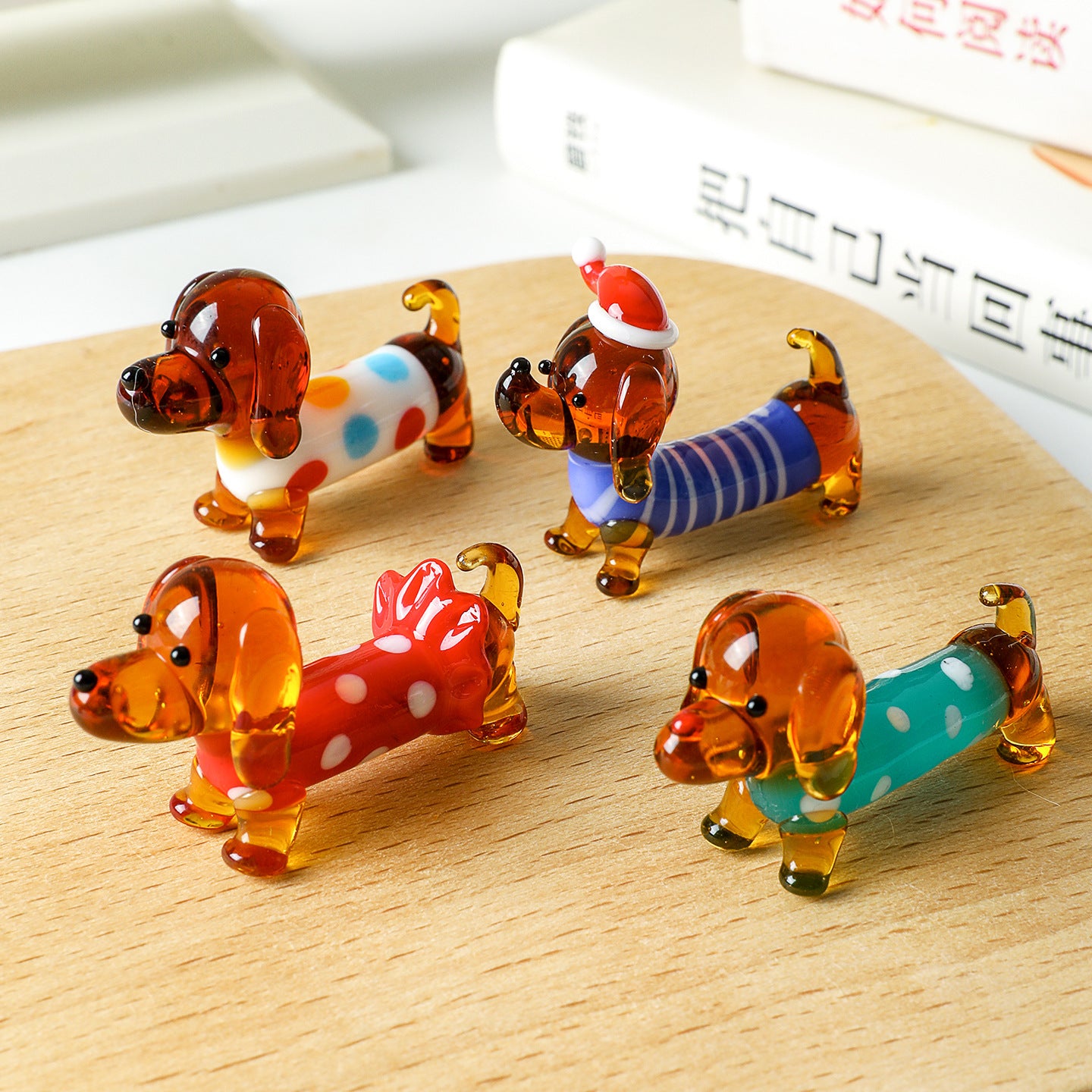 Decorative Glass Pet Figurine for Living Room - Modern Animal Ornament