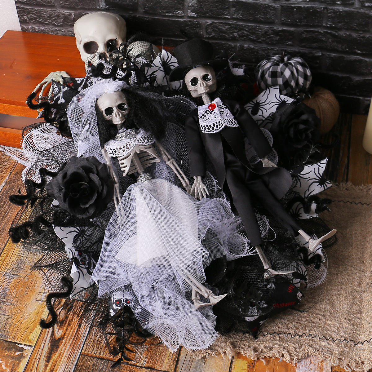 Halloween Skull Bride Groom Mesh Garland Horror Decoration Prop - Wedding & Party Decor