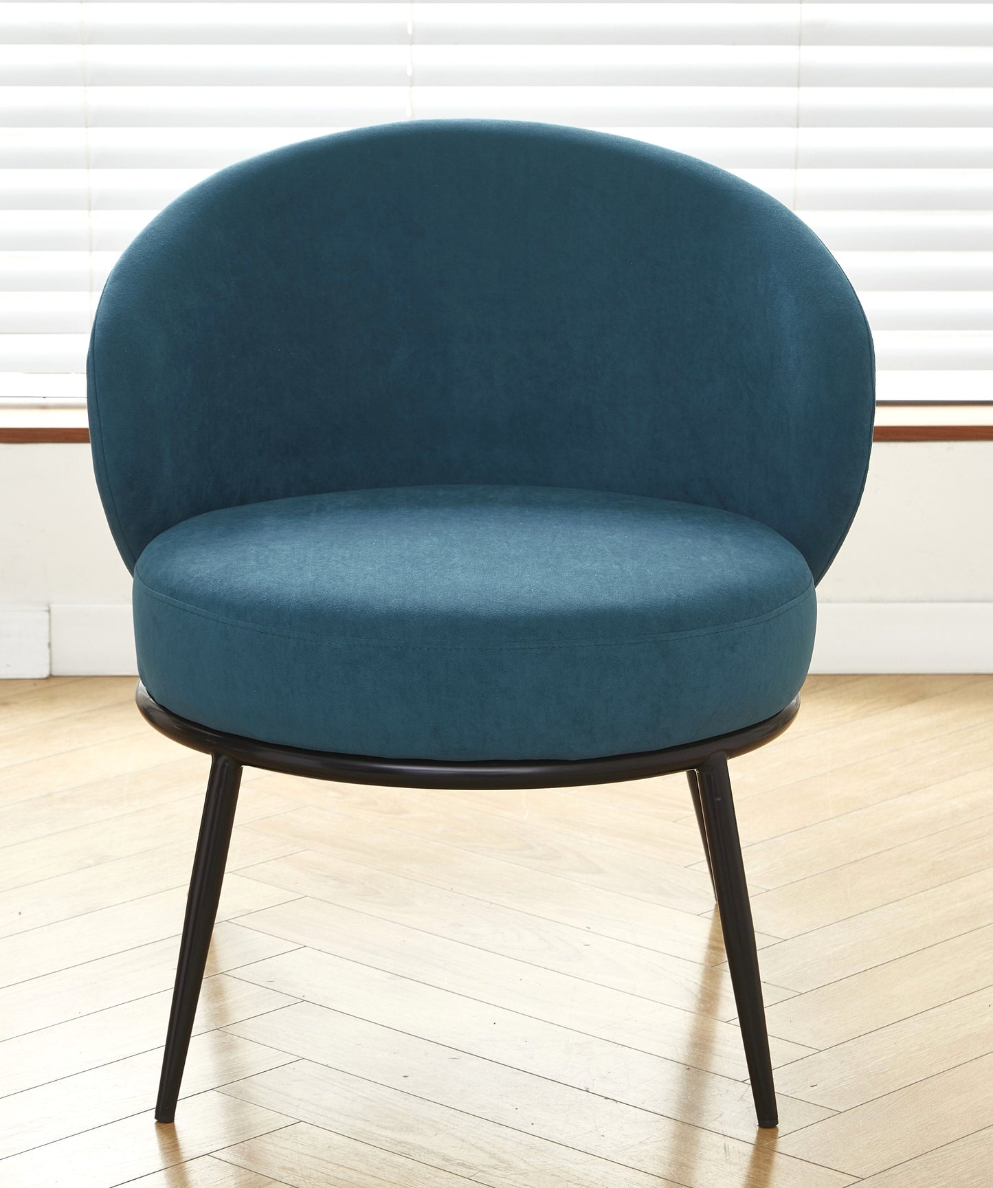 Round Velvet Accent Chair, Mid-Century Modern Upholstered Armchair